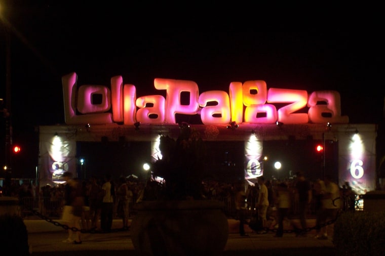 Here’s how to watch Lollapalooza 2023 live from home