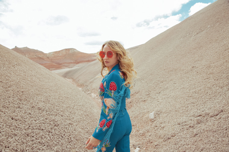 Margo Price announces <I>Strays</i>, shares “Change Of Heart” video