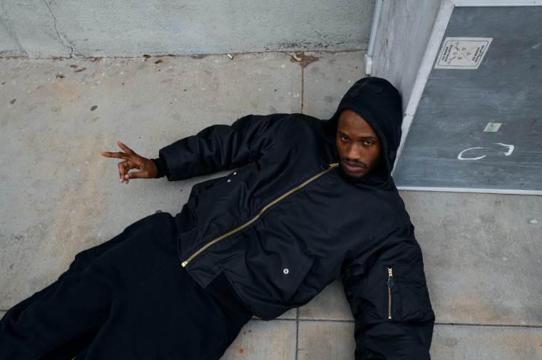 Maxo announces new album <i>Mars Is Electric</i>