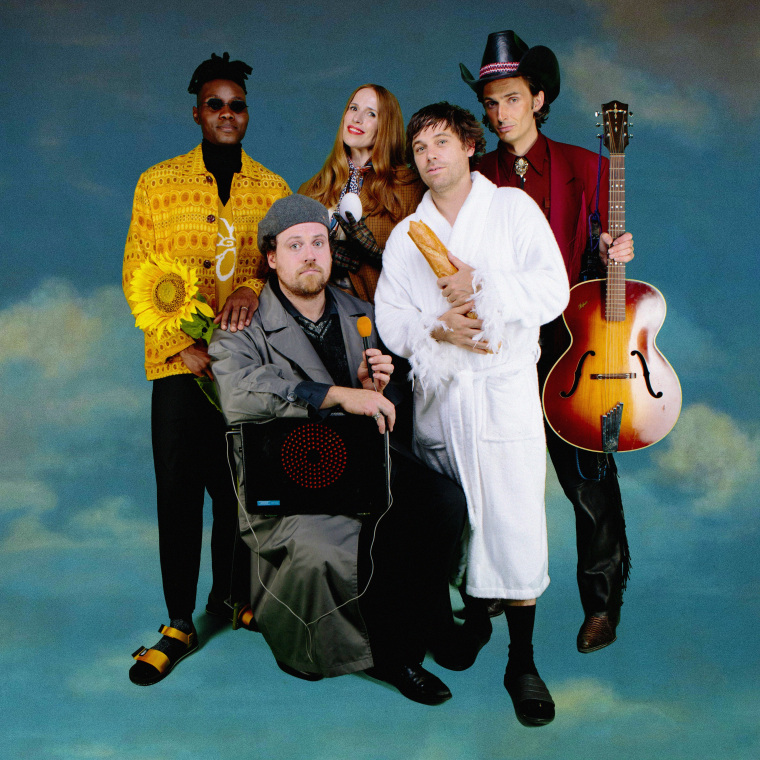 Metronomy announce new album <I>Small World</i>