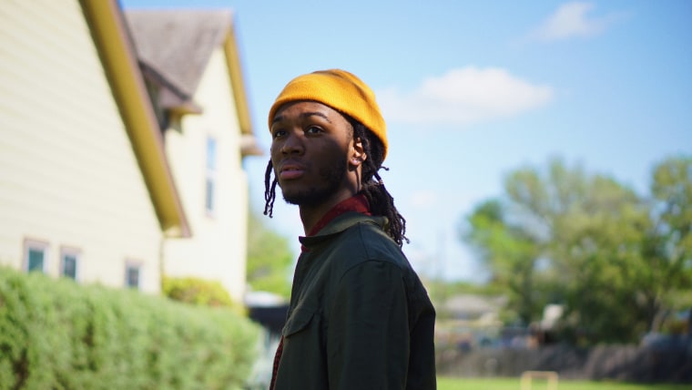 Saba and Zack Villere form a whirlwind on “360”