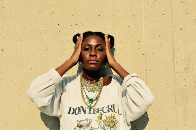 Sammus Reigns in The Video For Her Fiery Song, “Time Crisis”