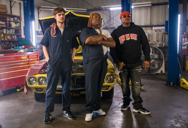 Ryan Hemsworth Teams Up With E-40 And Yakki For “Hunnid”