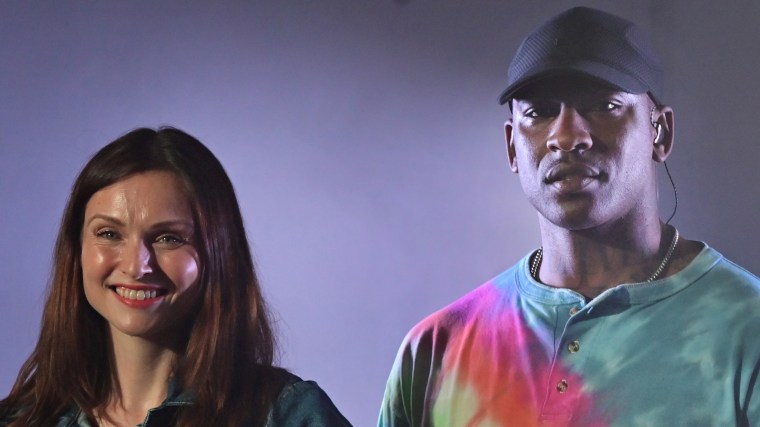 Watch Skepta perform “Love Me Not” with Sophie Ellis-Bextor