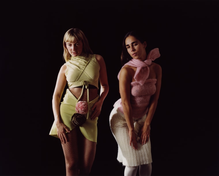 Smerz share new project <i>Før og etter</i>