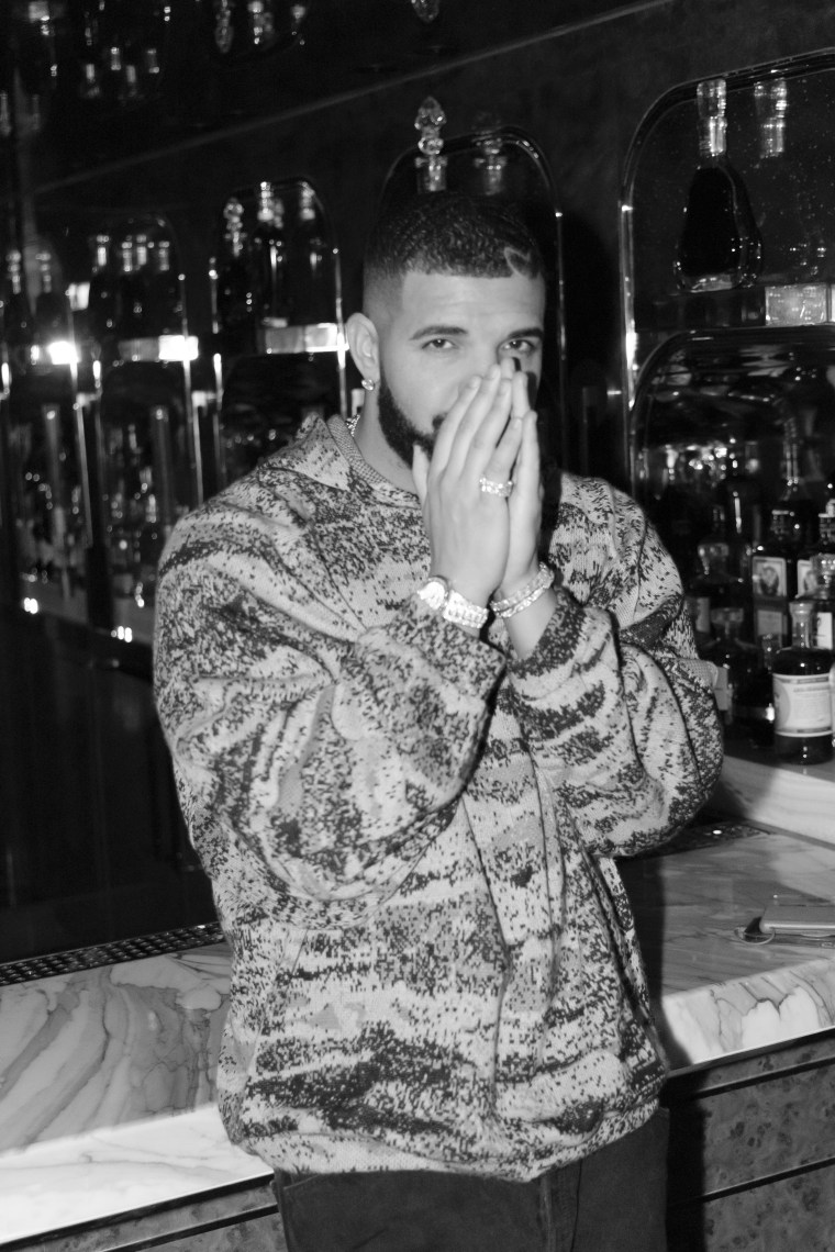 Drake adds dates to 2023 tour