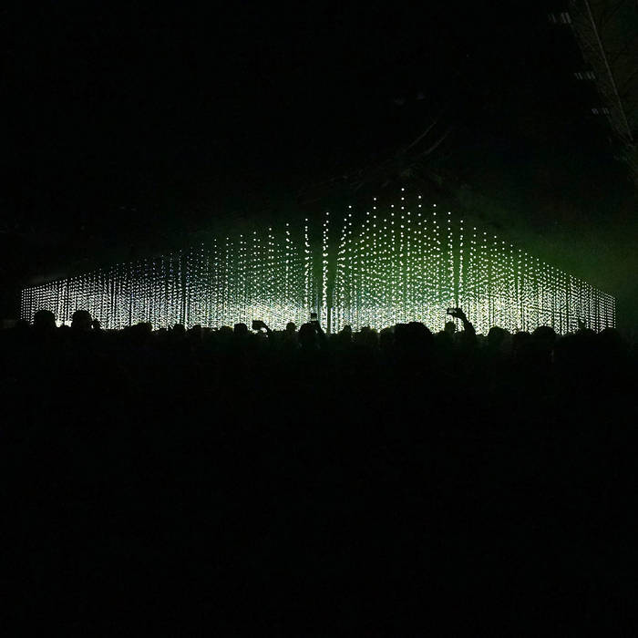 Four Tet just dropped a new live album