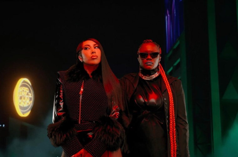 Amaarae, Kali Uchis, and Moliy share video for “SAD GIRLZ LUV MONEY” remix 