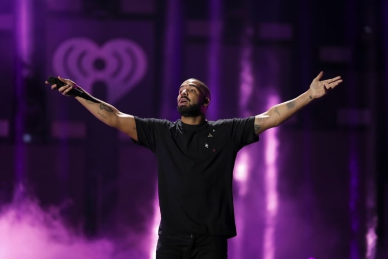 Drake adds 11 new dates to Three Migos Tour with Migos