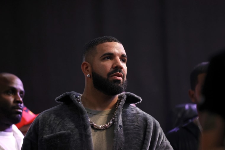 Report: Drake ordered to sit for deposition as part of XXXTentacion murder trial