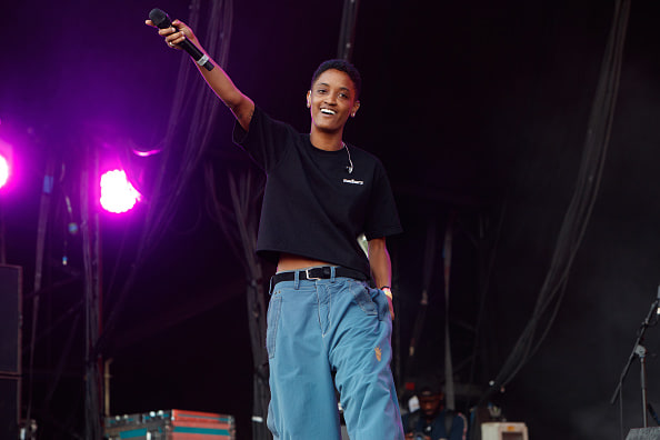 Syd launches celebrity eBay auction to benefit Bahamas hurricane relief