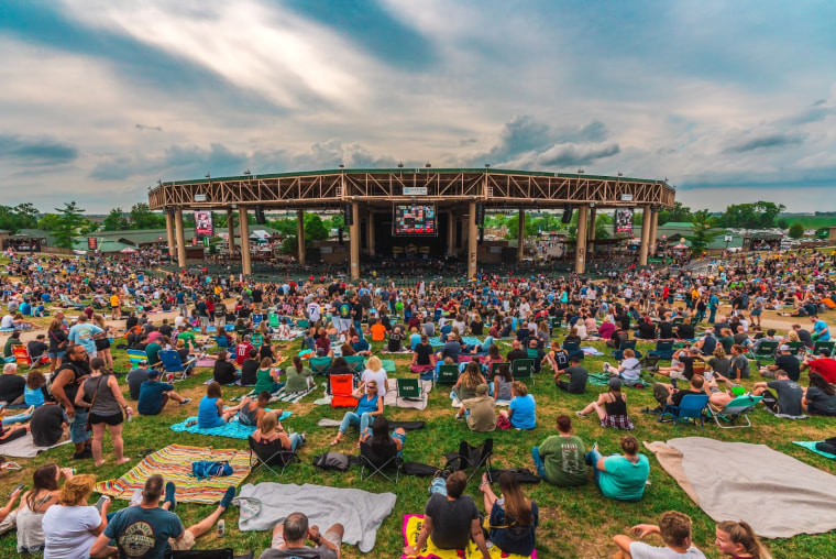 Live Nation announces “Lawn Pass,” a $199 ticket for access to over 40 shows in 2022