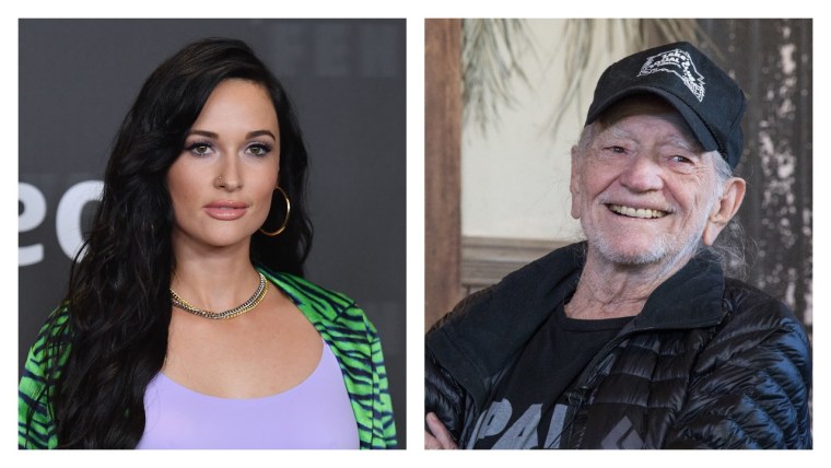 Kacey Musgraves and Willie Nelson will cover the Muppets at the CMAs
