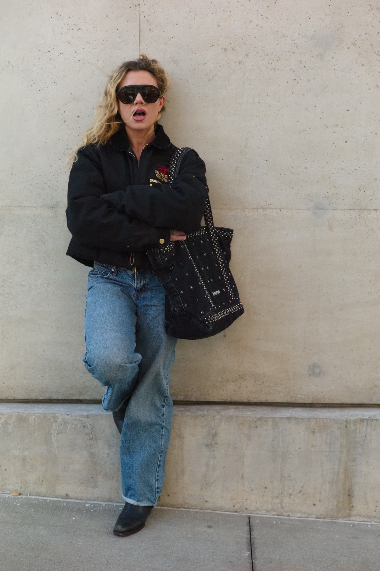 Slayyyter opens up about family and depression on <i>WORST GIRL IN AMERICA</i>