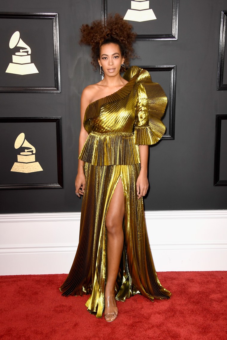 Here Are All The Looks You Need To See From The 2017 Grammys Red Carpet