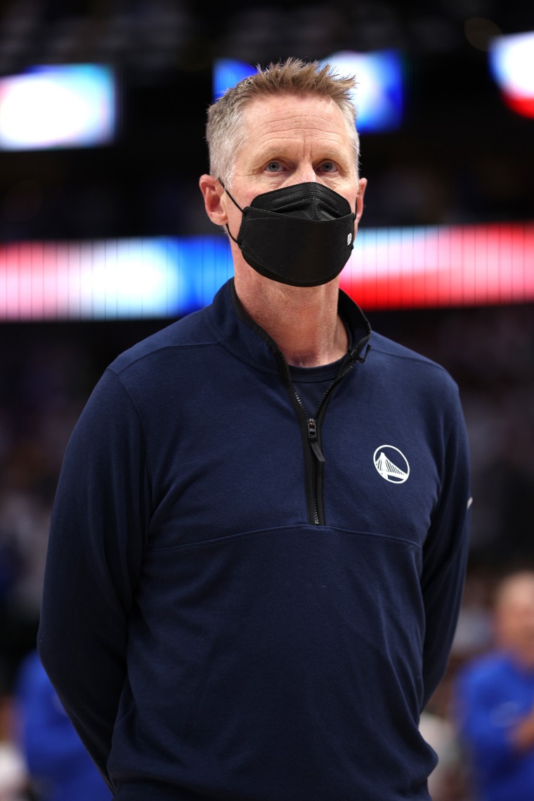 Golden State Warriors head coach Steve Kerr delivers speech against gun violence