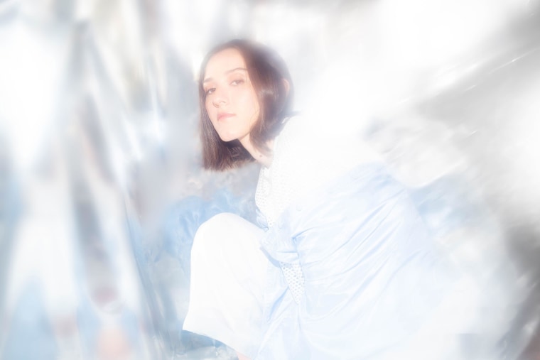 sadie announces debut EP <i>Nowhere</i>, shares title track