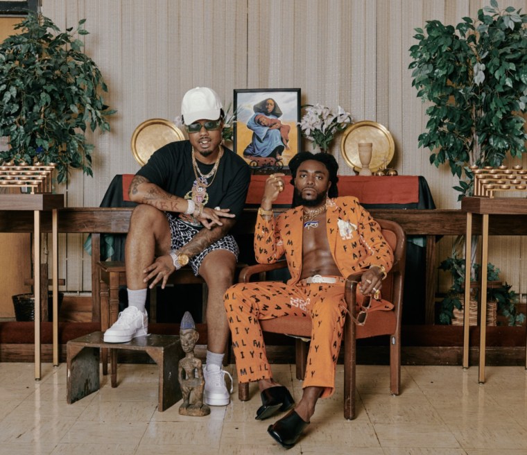 EarthGang enlist Musiq Soulchild for new single “Amen”