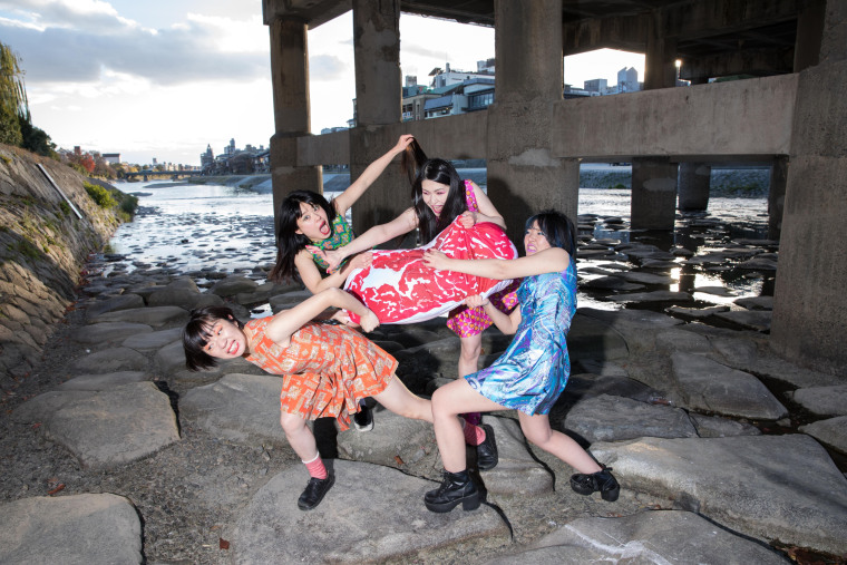 Otoboke Beaver announce new LP, share video for “I am not maternal”