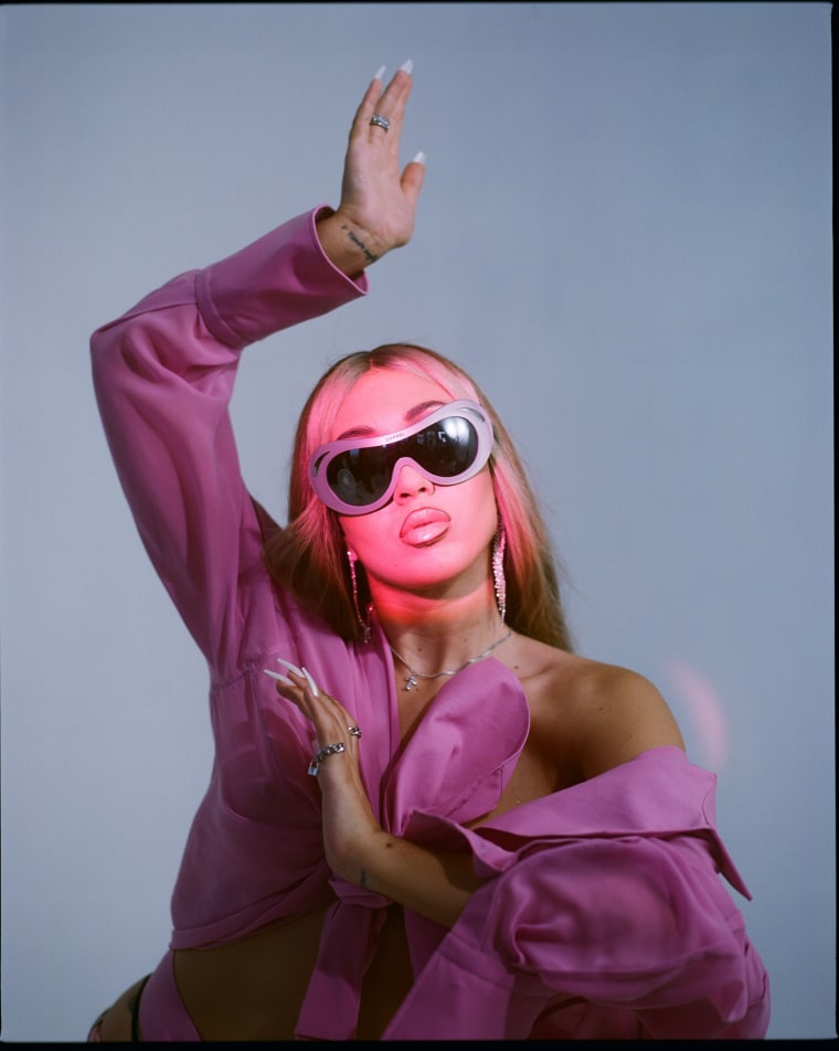 kali-uchis-anticipates-the-moment-on-new-song-la-luz-the-fader