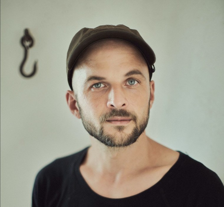 Nils Frahm announces solo piano album, shares “All Numbers End”