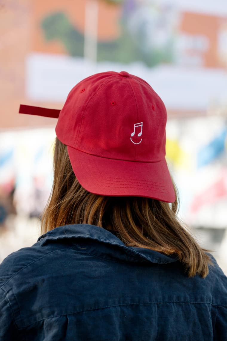 23 Photos That Prove The Dad Hat Is Alive And Well