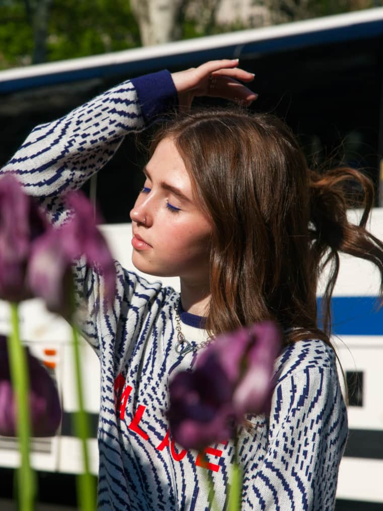 Clairo would like to leave her bedroom now, please