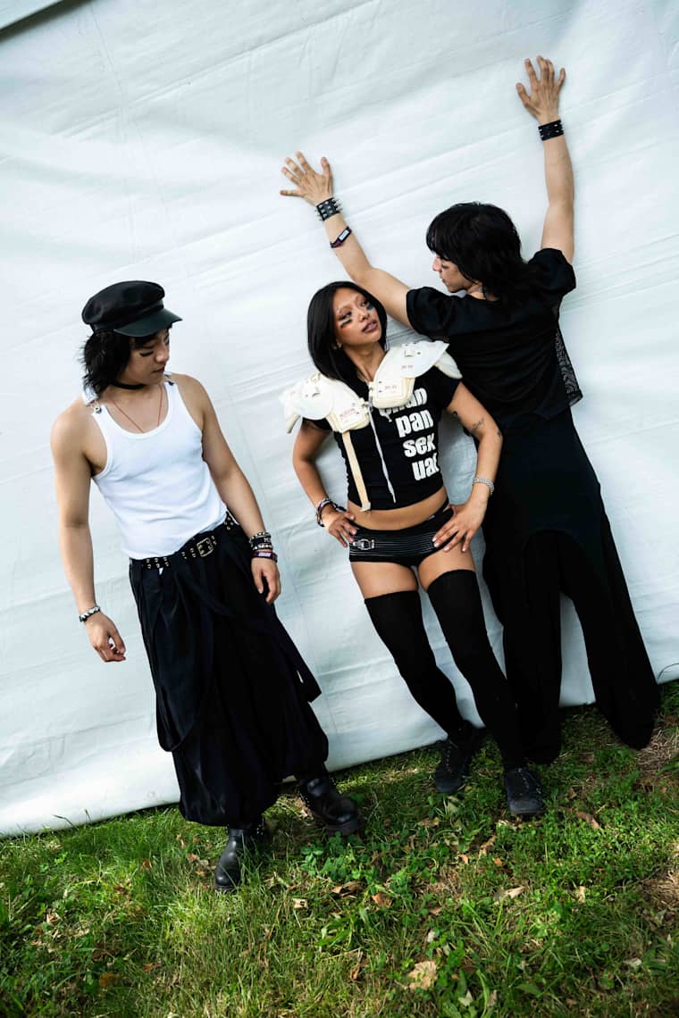 43 photos from a hot as hell Gov Ball 2026