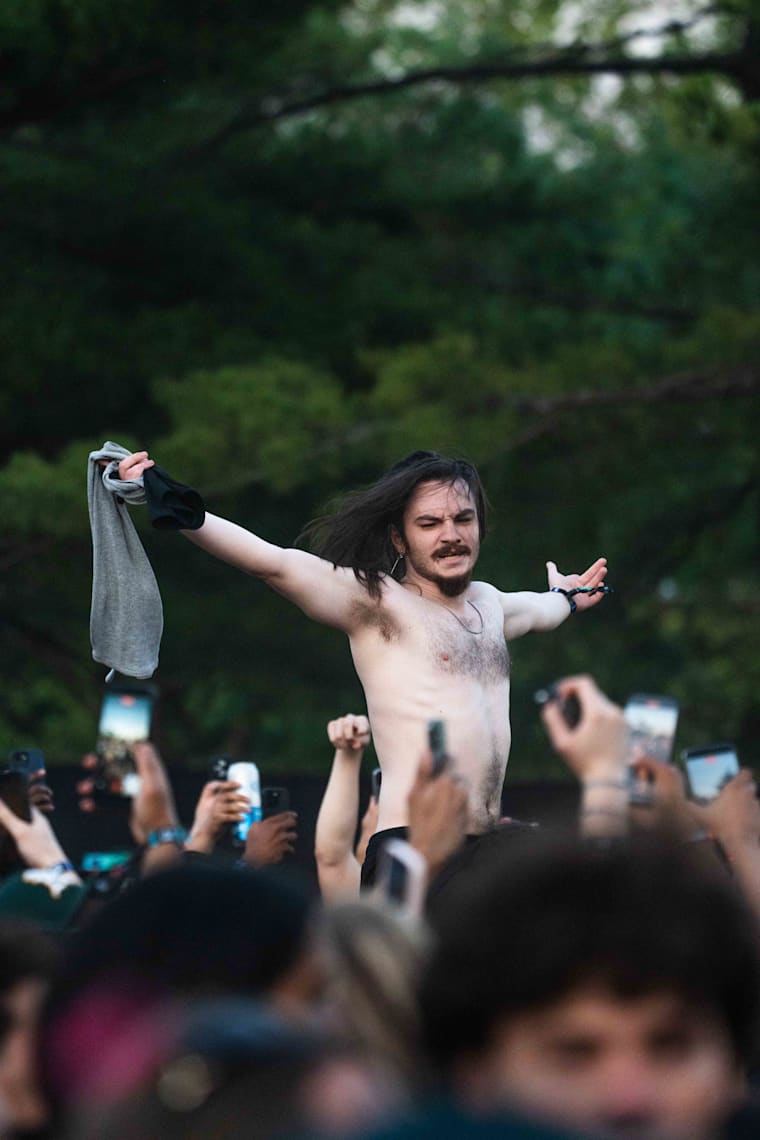 43 photos from a hot as hell Gov Ball 2026