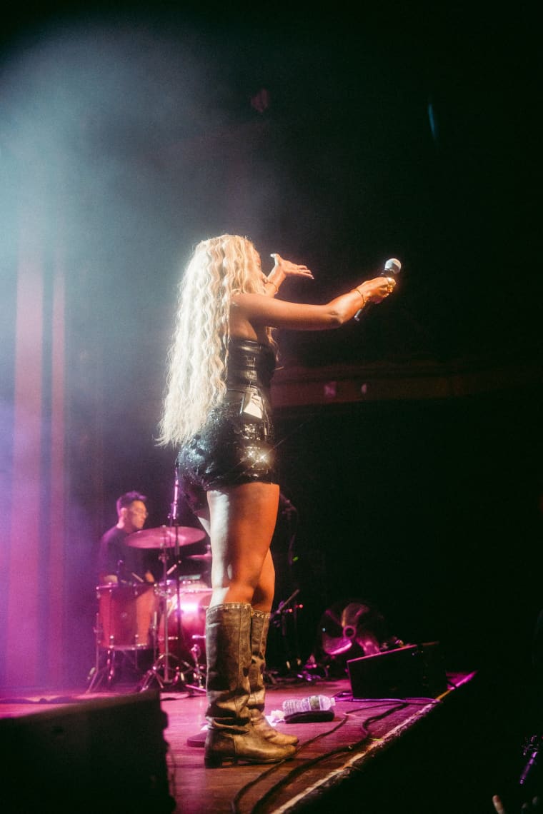 Alemeda’s stylish pop-rock is worth getting to the show early