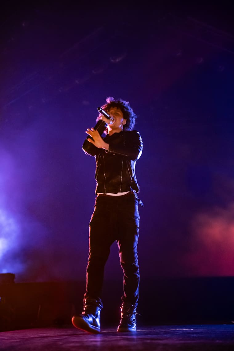 20 photos with aura from the <i>xperiment</i> tour in Brooklyn