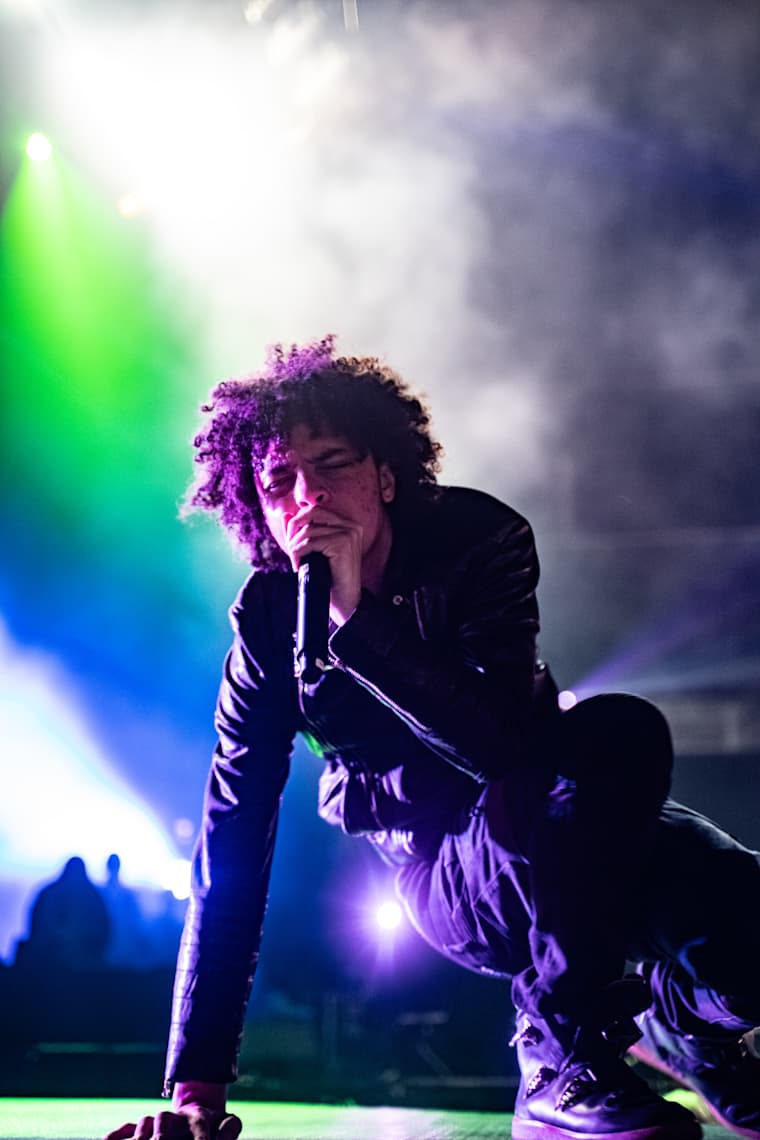 20 photos with aura from the <i>xperiment</i> tour in Brooklyn