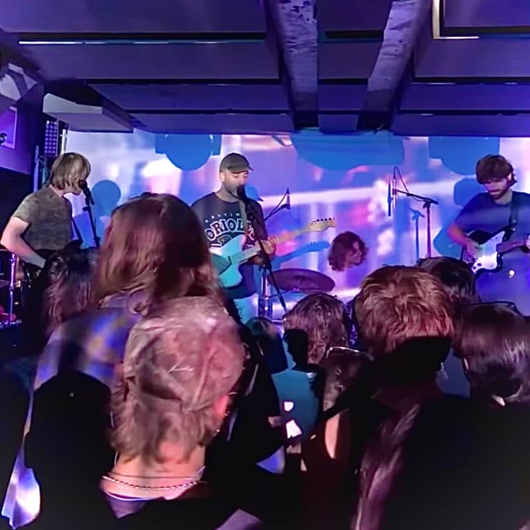 nabeel (نبيل) on Iraqi shoegaze and being an O.G. Pink fan