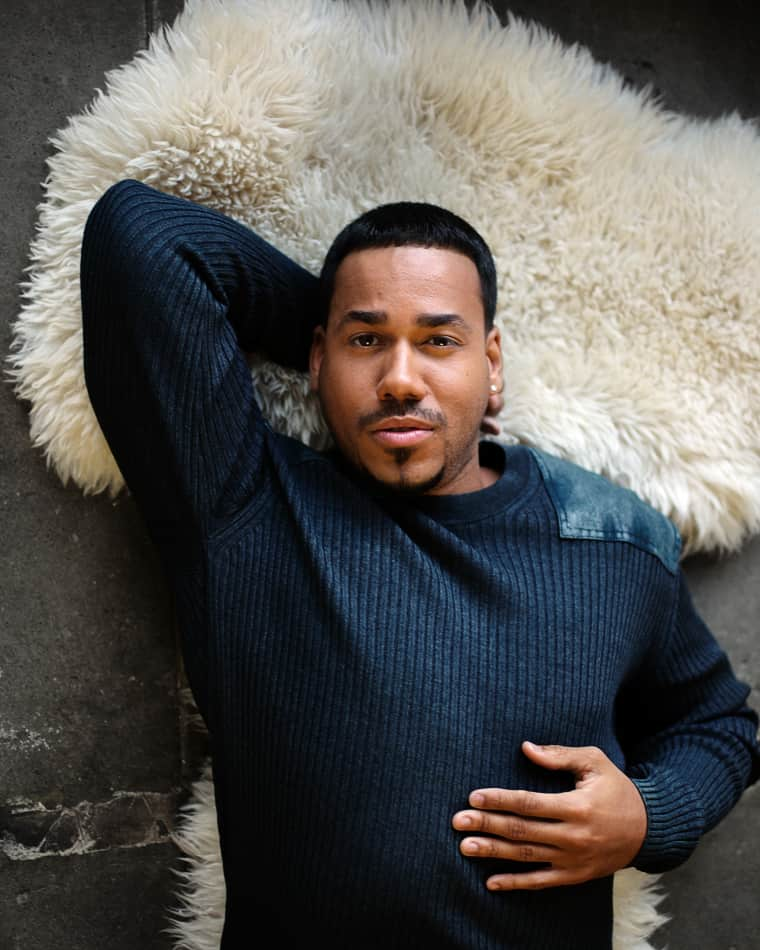 Romeo Santos Religion What Religion is Romeo Santos? Is Romeo Santos a  Christian? - News